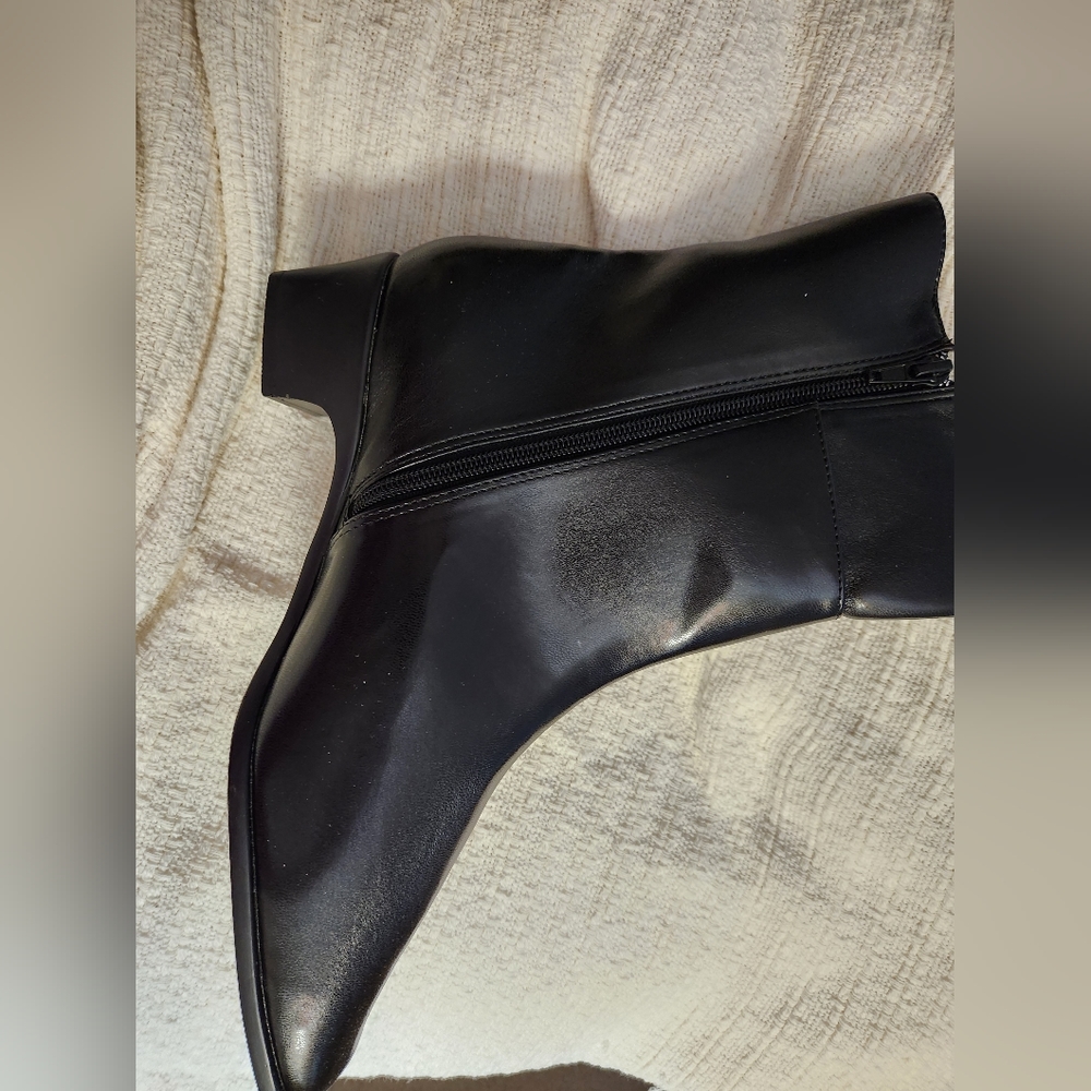 Black boots